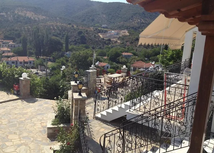 Hillside Апартаменты *